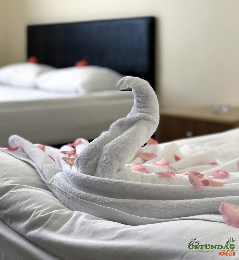 Ustundag Otel Keciborlu Esterno foto